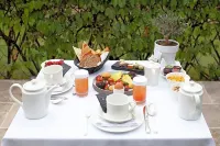 Hotel les Bories & Spa - فطور