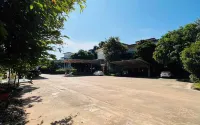 Bualinn Resort Nongkhai - parking