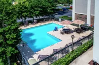 Hampton Inn Raleigh/Cary - Pool