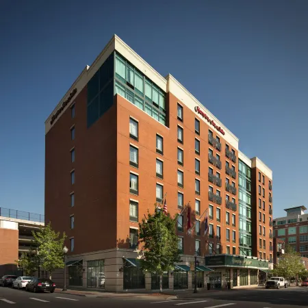 Hampton Inn & Suites Little Rock-Downtown