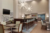 Hampton Inn by Hilton Brooklyn Park Minneapolis - parking