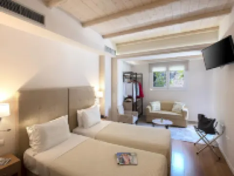 カラリス ビーチ ホテル ピュロスのホテル