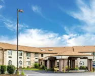 Quality Inn - 2-Star