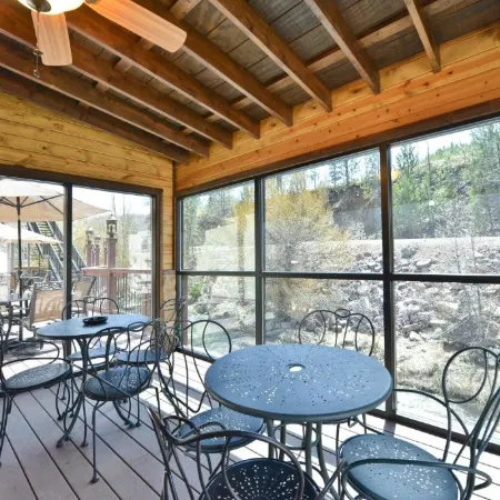 Super 8 by Wyndham Deadwood/Black Hills Area