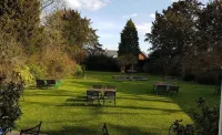 Antrobus Hotel Hotels near Shrewton Methodist Church