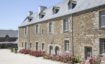 Hotel de l'Abbaye le Tronchet - Handwritten Collection