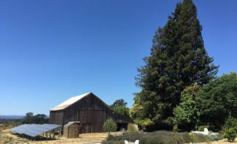 The Gables Wine Country Inn