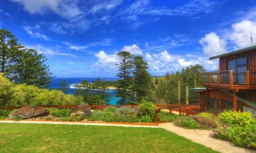 Endeavour Lodge