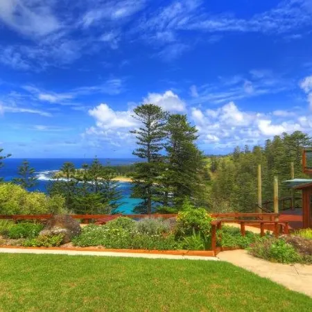 Endeavour Lodge