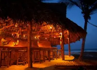 Pinewood Beach Resort & Spa - bar