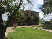 Agriturismo Podere Delle Querci - Villas