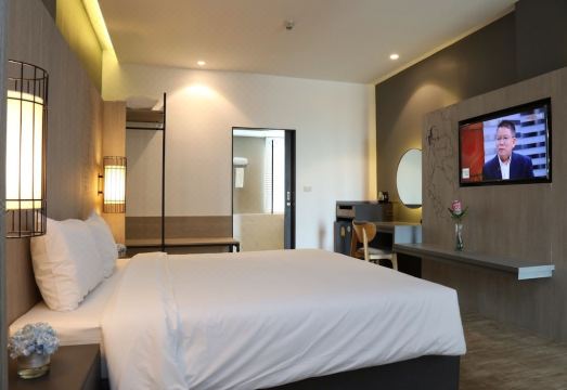 Miracle Suvarnabhumi Airport Hotel Hotel Overview