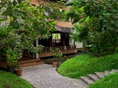 Kampung Sumber Alam Garut Hotel dekat Toko Cahaya Plastik