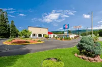 Motel 6 Salem, VA Hotel di Catawba