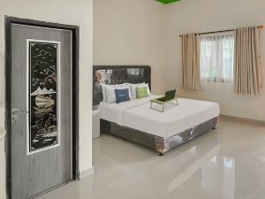 Urbanview Hotel Tirtamaya Jaya Indah Indramayu by RedDoorz