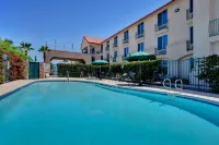 HAMPTON INN BY HILTON CALEXICO - Pools