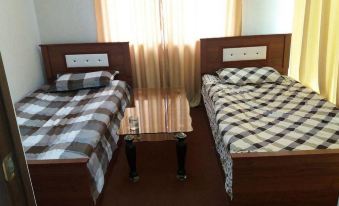 Sharq-Darvoz Mini Hotel - Hostel