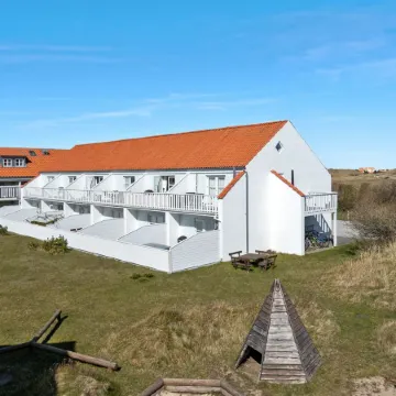 "Aline" - 1km from the Sea
