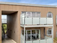 "Geraldine" - 250m from the Sea - balcony
