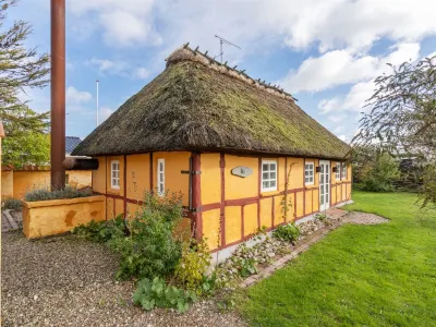 "Ethly" - 50m from the Sea