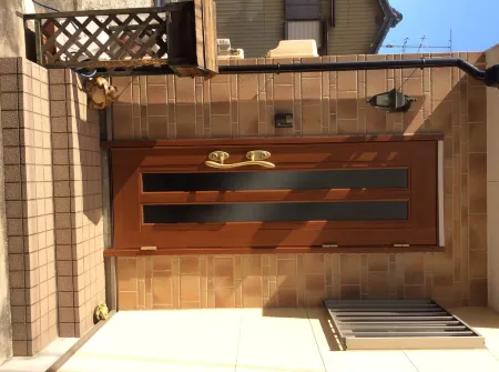 A Hideaway Inn in A Residential Area