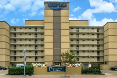 Travelodge by Wyndham Suites Virginia Beach Oceanfront Hotels in Virginia Beach