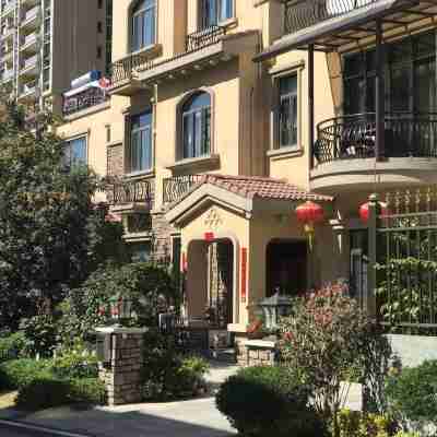 冬日暖陽度假別墅（三線大道分店） Hotel Exterior