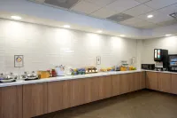 Fairfield Inn & Suites Winchester - breakfast