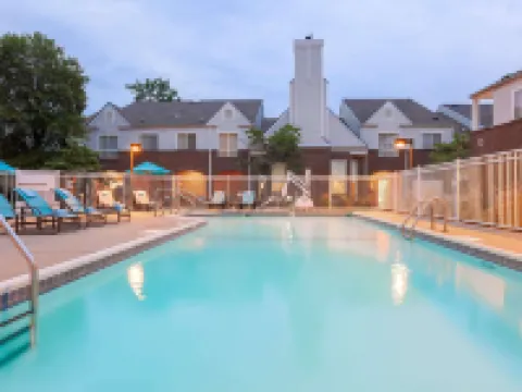 Sonesta ES Suites Cincinnati - Blue Ash Hotels in Hamilton County