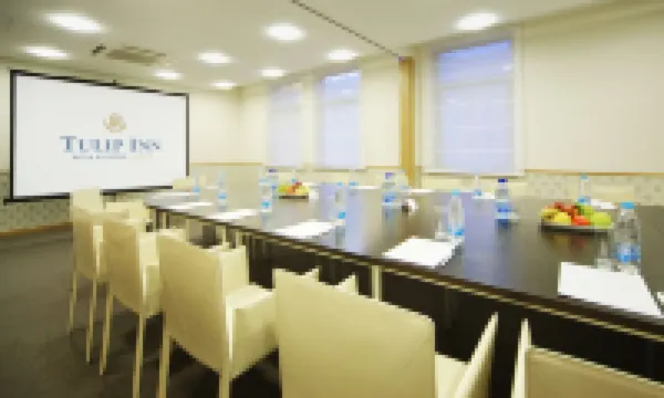 チューリップ イン ローザ クトール ホテル