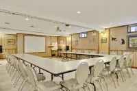 Knights Inn Woodstock Hotels in Carleton County