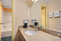 Days Inn by Wyndham Elizabeth City - parking