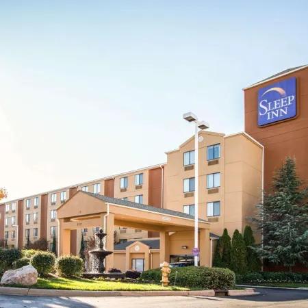 Sleep Inn University Place Отели рядом с достопримечательностью «Торговый центр Tryon»