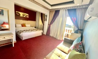 Omer Elkhaiam Hotel