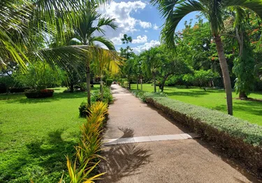 รูปภาพของBeautiful Bungalow with Shared Outdoor Pool and 2km from the Beach