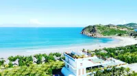 Hoa Loi Resort Hotels in Song Cau