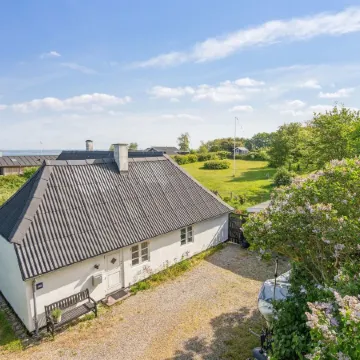 "Ilkka" - 220m from the Sea