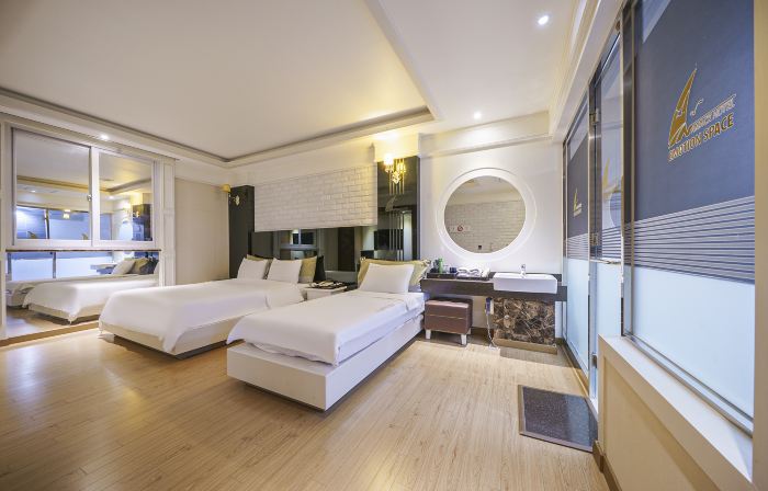 Muan Namak Self Check-in Hotel