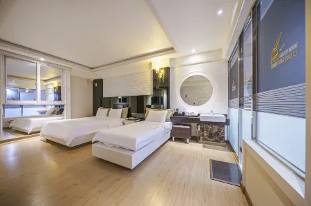 Muan Namak Self Check-in Hotel Отели в г. Муана