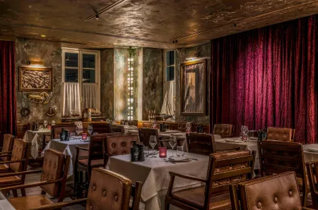 Avani Palazzo Moscova Milan Hotel Отели рядом с достопримечательностью «Миланский университет Бикокка»