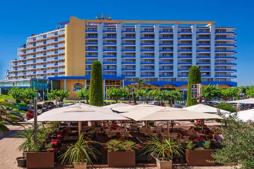 Xon's Platja HA Hotels in Castelló d'Empúries