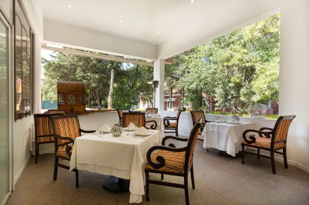 MM Grand Hotel Puebla, Tapestry Collection by Hilton Отели в г. Пуэбла