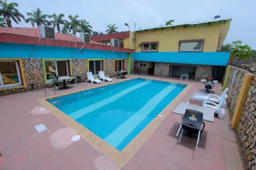 Carliza Hotel - Guest Room - สระว่ายน้ำส่วนตัว
