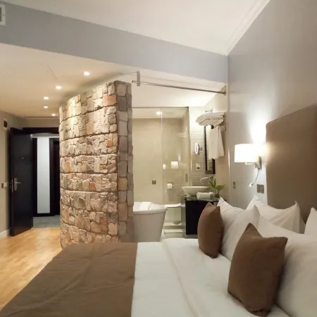 Leola Hotel, Lagos-Guest Room