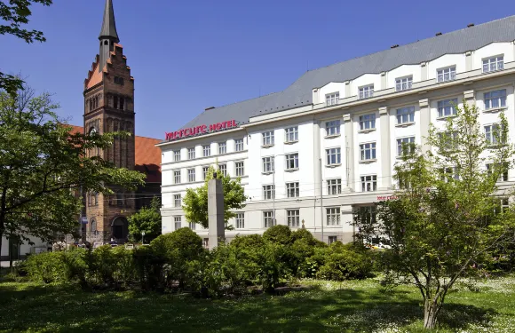 俄斯特拉伐中心美居酒店