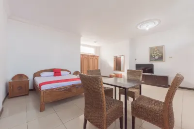 Hotel Vankana Syariah Kuningan RedPartner Các khách sạn ở Cigugur