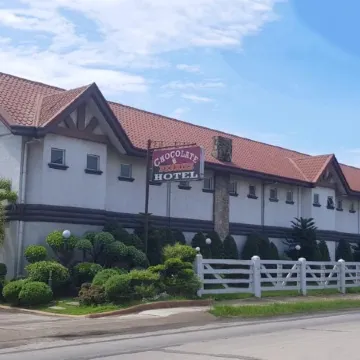 Chocolate and Berries Hotel