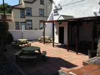 Bulkeley Arms Hotels in Pentir