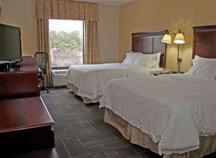 Hampton Inn & Suites Norfolk-Airport