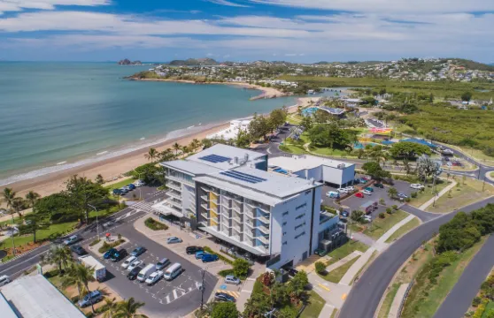 耶蓬索爾特酒店